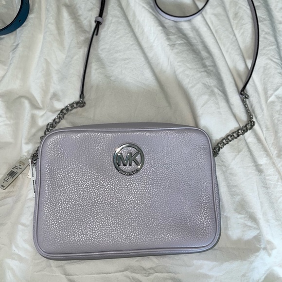 Michael Kors Crossbody Camera Bag - Picture 1 of 7